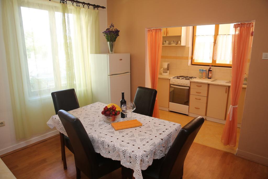 Apartments Vedrana Zadar Chambre photo
