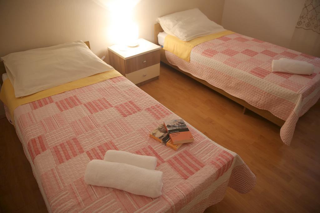 Apartments Vedrana Zadar Chambre photo