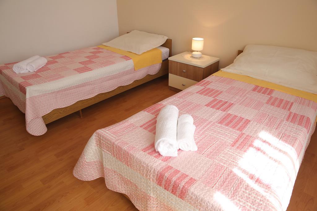Apartments Vedrana Zadar Chambre photo